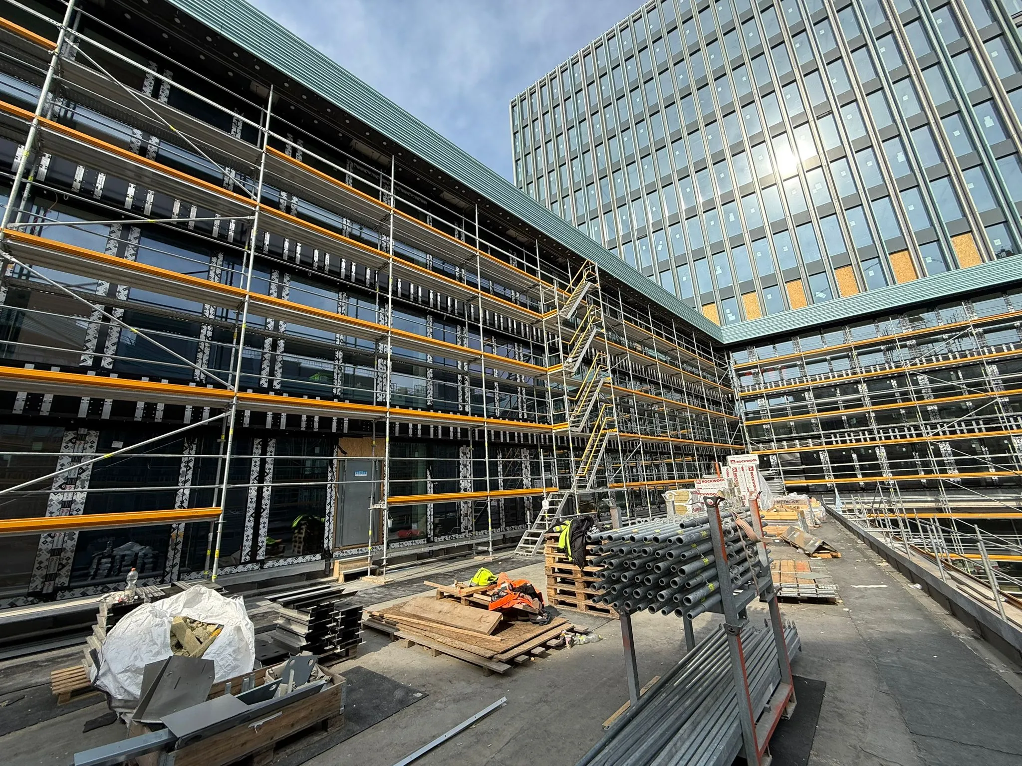 ADMINISTRATÍVNA BUDOVA – MNÍCHOV - hlavná fotka